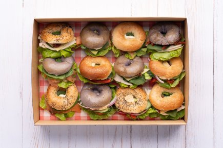 Lunch Bagel Box of 18 